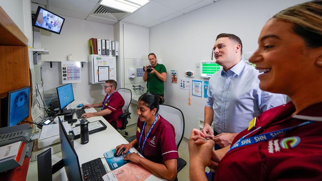 Health Secretary Wes Streeting Inside the MRI room during a visit to Paddington Community Diagnostic Centre in Liverpool. 