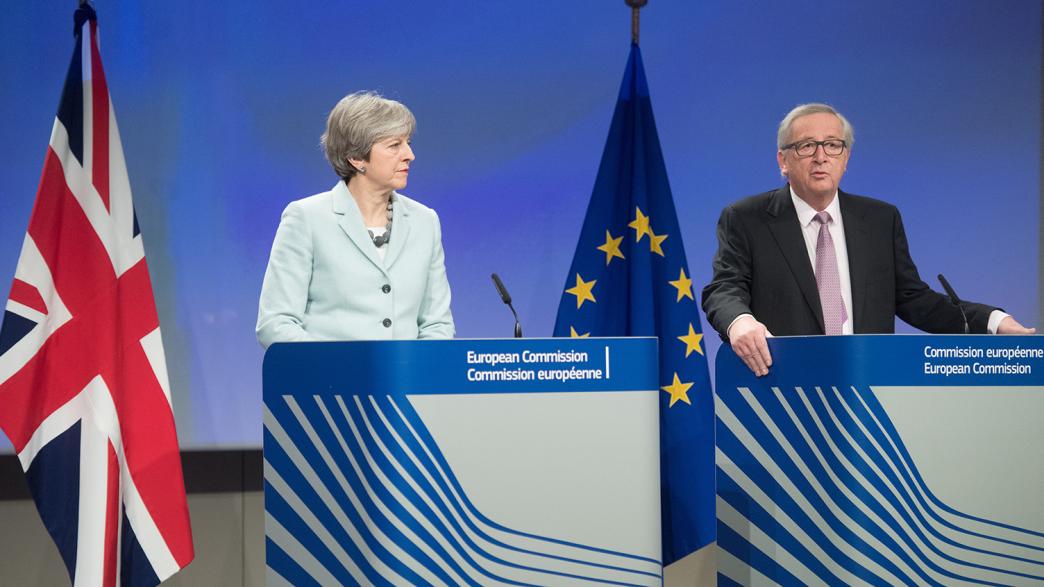 Theresa May and European Commission President Jean-Claude Juncker
